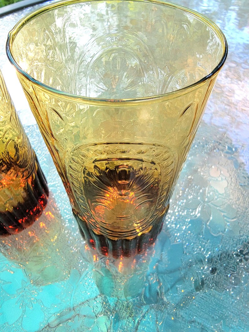 Amber Glass Tumblers: Fleur de Lis Design