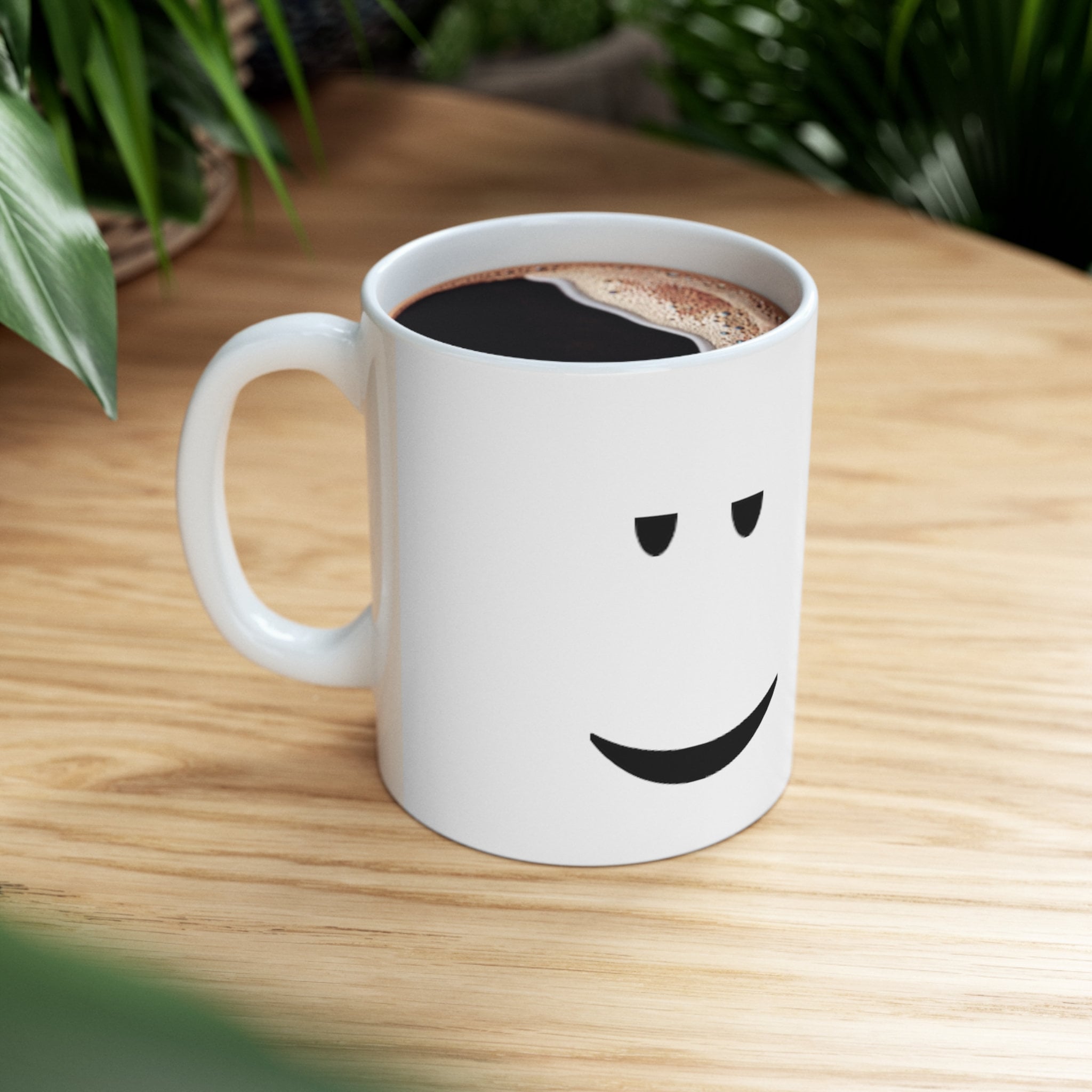 Roblox Classic Smile Face Mug Funny Gamer Game Cup 