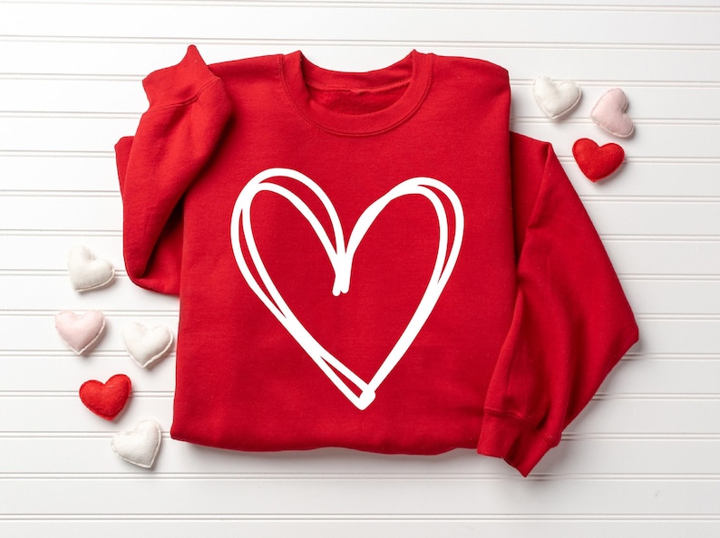 Cute Heart Valentines Sweatshirt, Womens Valentines Sweatshirt, Love Sweatshirt, Teacher Valentines Sweatshirt, Mom Valentines Sweatshirt imagen 1