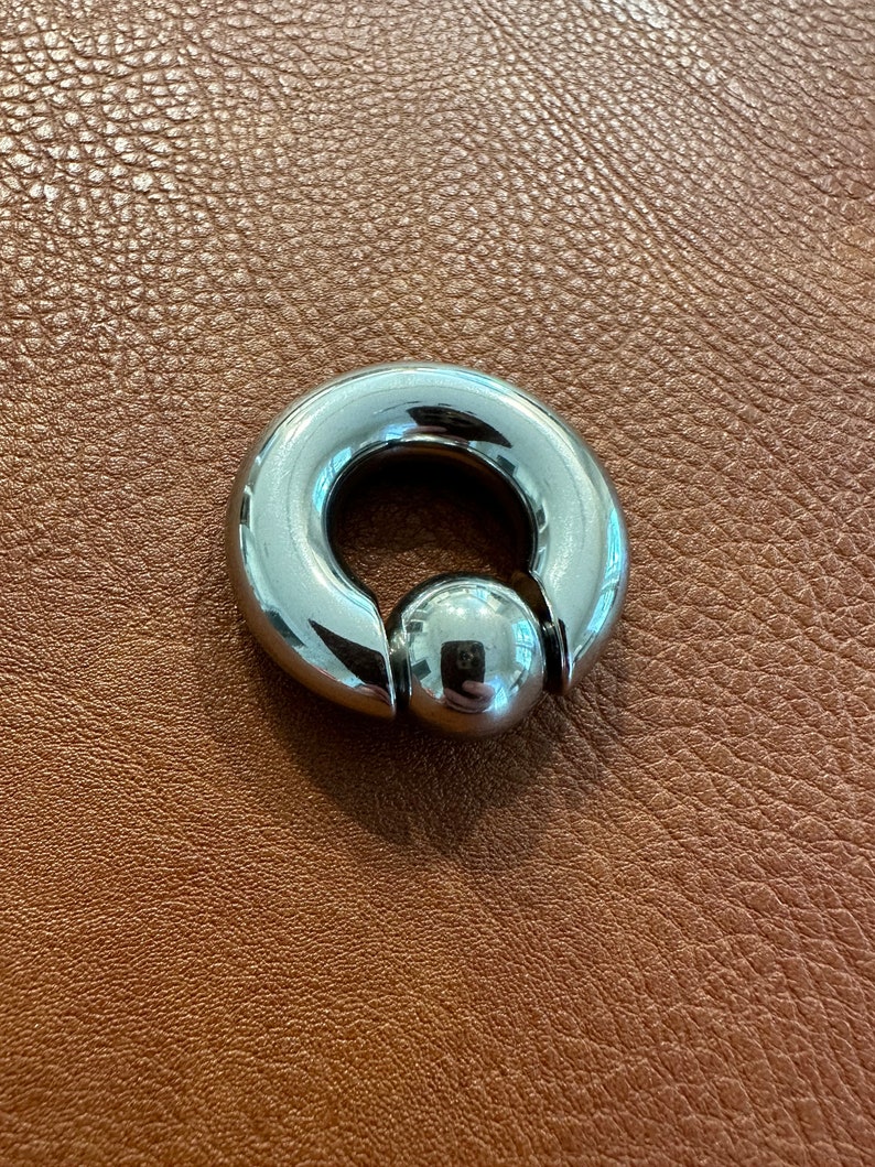 00g Prince Albert Captive Bead Ring Spring Action Large Gauge Prince