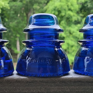 3 Vintage Hemingray 42 Glass Insulators Colorized Cobalt Blue. Antique Decorative Glass Insulators Set Of 3.