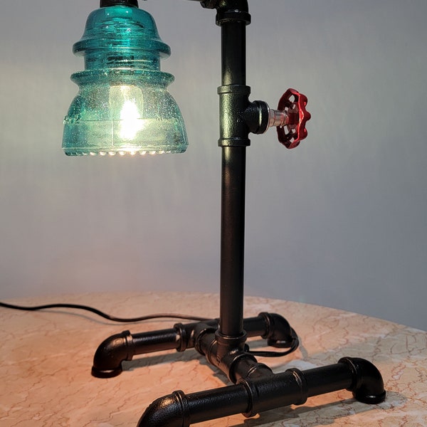 Authentic vintage Hemingway 42 glass insulator table desk lamp