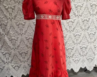 Vintage 1970s prairie midi dress