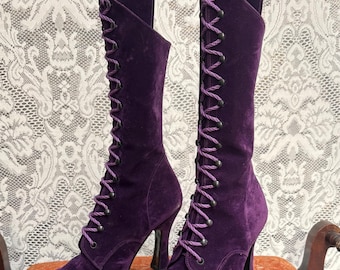 Vintage 1980s Victorian Purple Lace up Boots