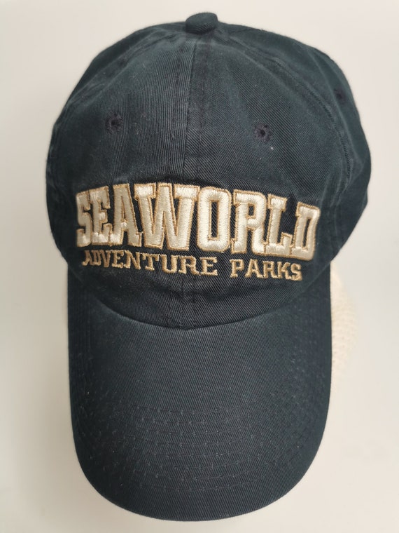 Baseball cap Vintage Hat SEAWORLD ADVENTURE PARKS… - image 1