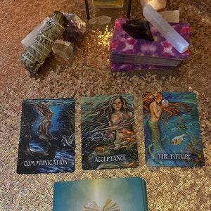 Lettura dell'Oracolo Gentile 1 domanda/3 carte tramite messaggio. Risposta entro 24-48 ore. Solitamente più veloce.