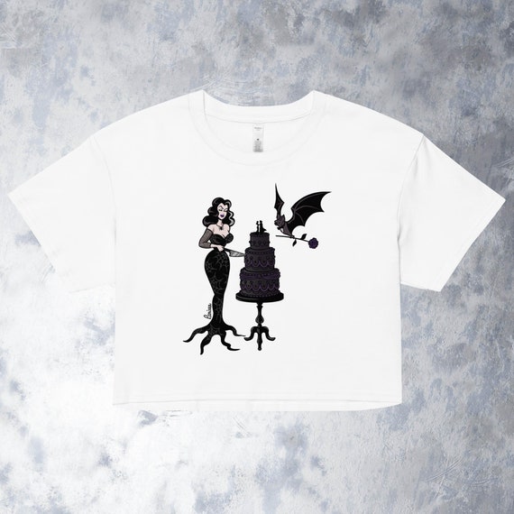 Black Widow x Dracula, Crop Top; A Spooky Pin-Up Illustration