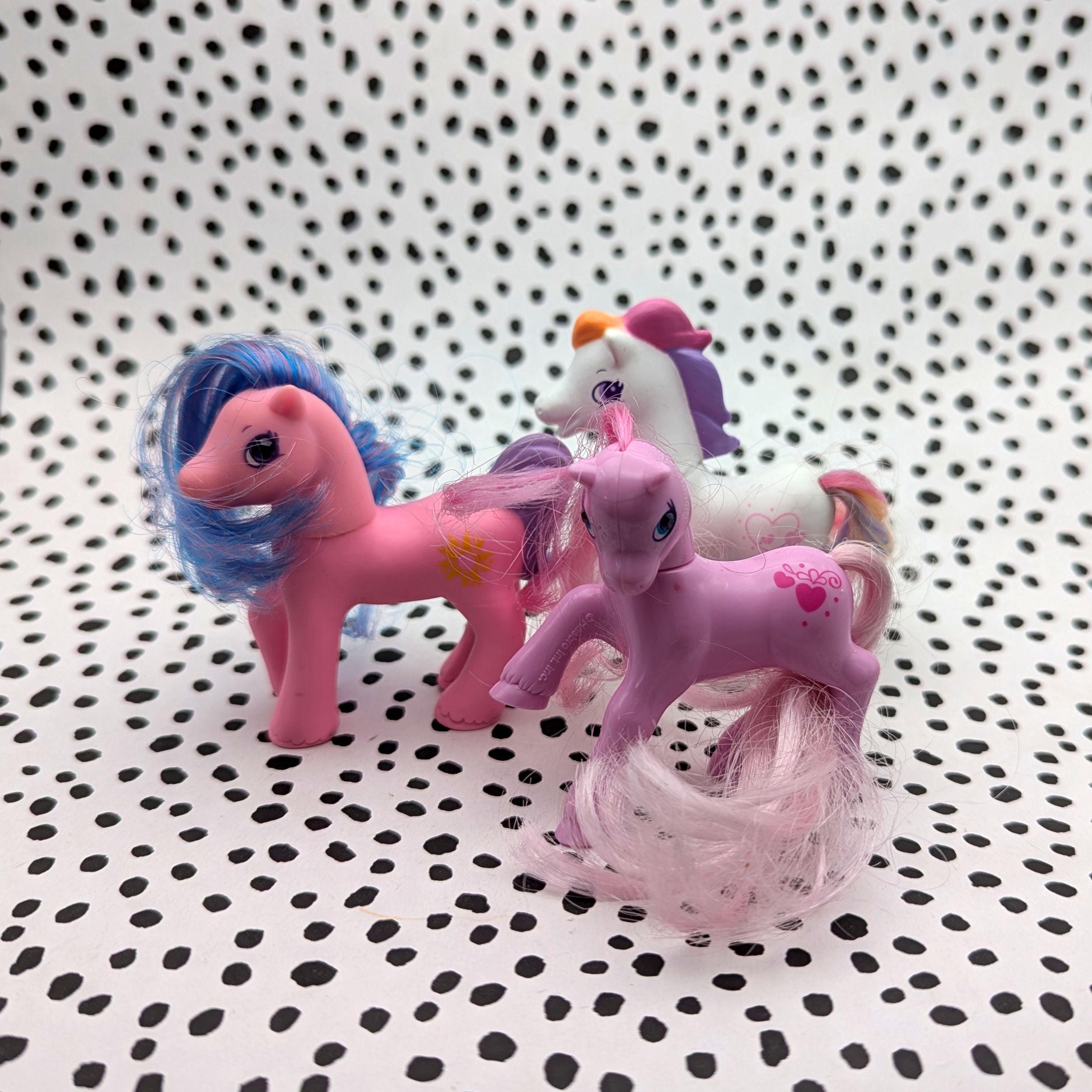 My little pony g2 waterlily Fancy dress ball ponies hasbro #geektradeponeyg2