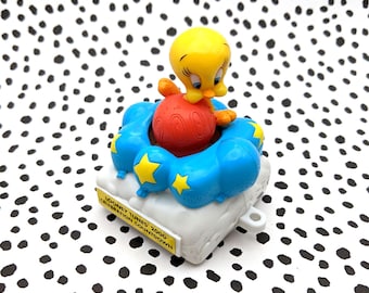 ヴィンテージ トゥイーティー パイ ワーナー ブラザーズ ミレニアム カウントダウン バーガー キング おもちゃ | 90 年代の懐かしさ | ルーニー テューンズ ファンへのレトロなギフトまたはクリスマスプレゼント