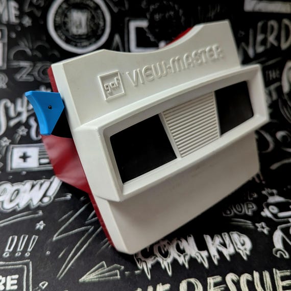 Rare Two-tone View-master 3D Viewer From the 70s in Very Good