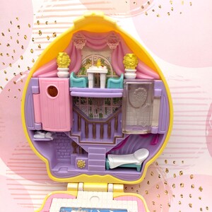 Polly Pocket – Coiffure Stylin’ Salon – Compact De Jeu – Vintage