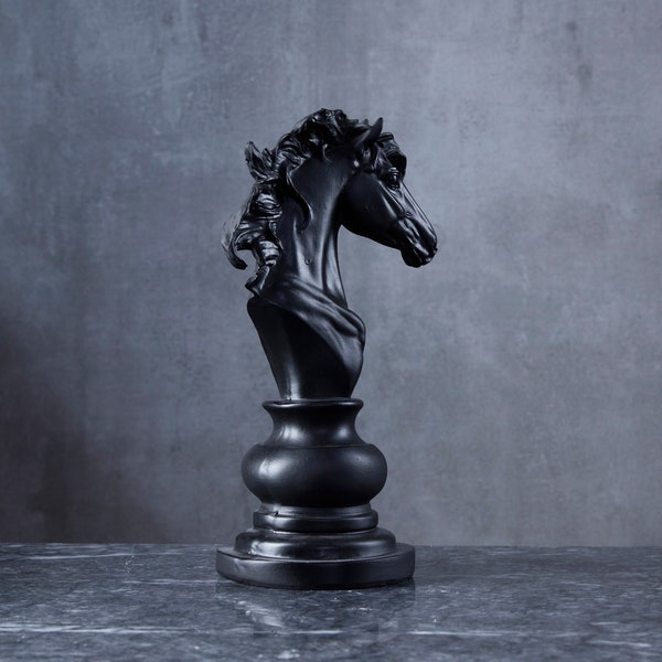 Dekorative schwarze Ritter-Schachfigur, handgefertigte moderne Pferdestatue, einzigartiges Haus und Büro Skulptur Dekor Geschenk