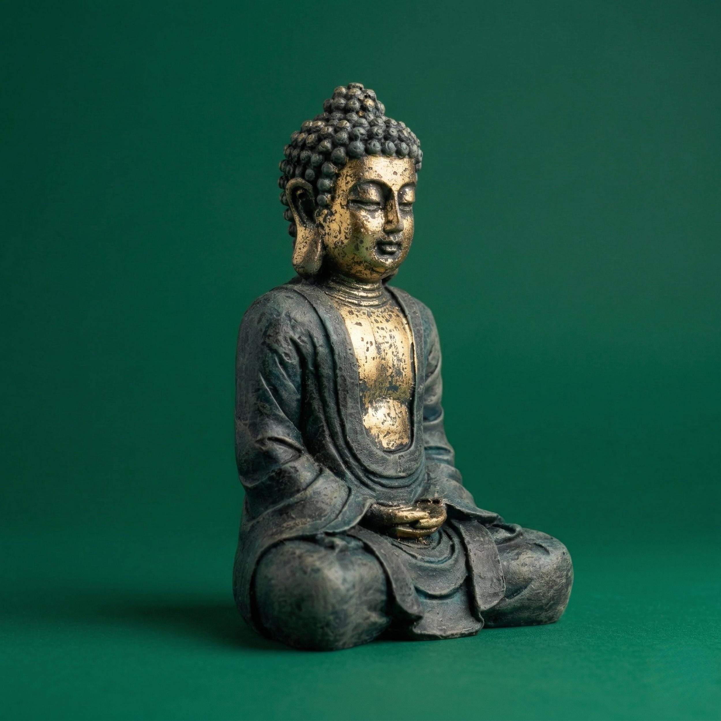 Handcrafted Meditating Buddha Statue: Buddhism Zen Garden Desk