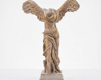 サモトラケのニケの勝利の女神像：ギリシャの女神彫刻、ヴィンテージ