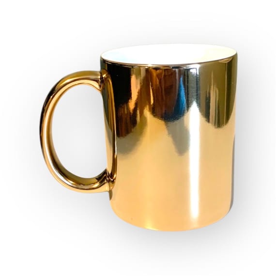Gold colored mirror 11oz mug. It’s perfect for everyday use or special occassions.
