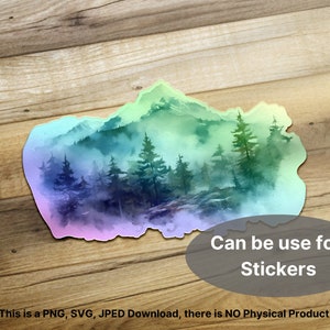 Puede incluir: Una ilustraci&oacute;n digital de una escena de monta&ntilde;a brumosa con un bosque de &aacute;rboles de hoja perenne. La imagen est&aacute; en tonos de azul, verde y morado. El texto "Can be use for Stickers" est&aacute; debajo de la imagen.