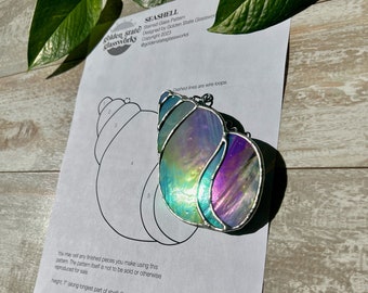 Seashell Stained Glass Pattern: Conch Suncatcher Design (PDF, SVG, PNG)