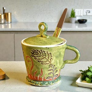 Tarro de miel de cerámica con tapa y cuchara – Azucarero de cerámica hecho a mano – Regalo rústico para guardar cosas en la cocina