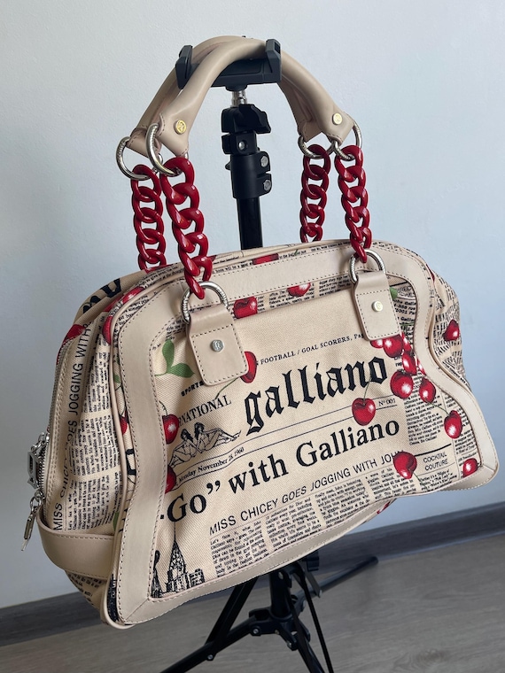 バッグ John galliano news paper shoulder bag John Galliano Printed Leather Crossbody Bag - Neutrals
