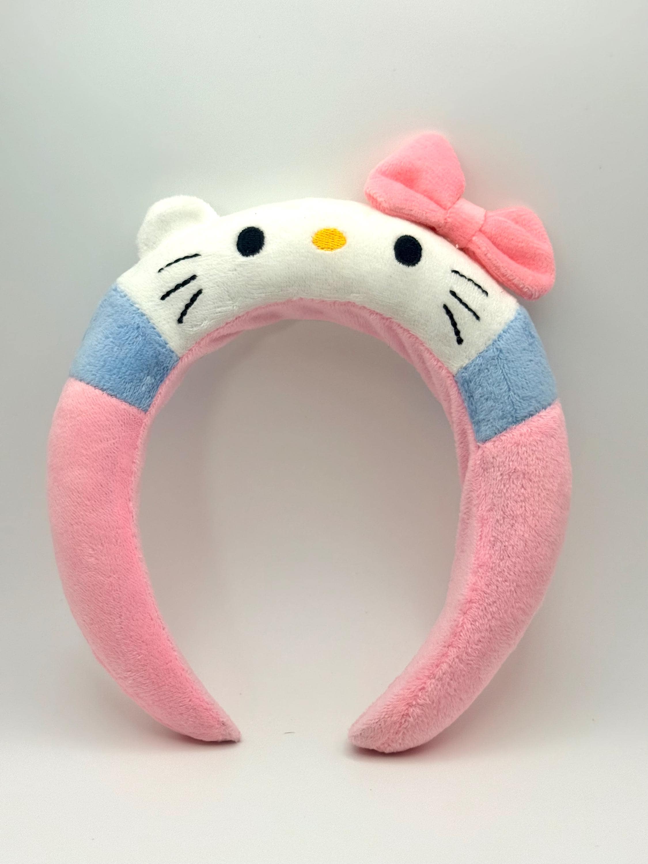 Plush Cat Headband Microfiber Cozy Hair Accessory for Skincare Relaxation The Crème Shop x Hello Kitty Plush Spa Headband, Headband  main image 3