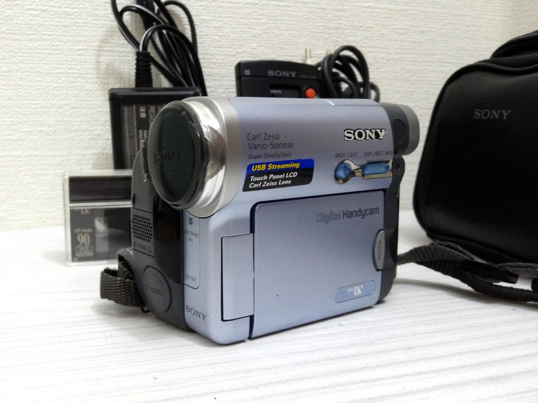 Sony Digital Handycam DCR-TRV19E Video Camera Recorder Minidv W ...