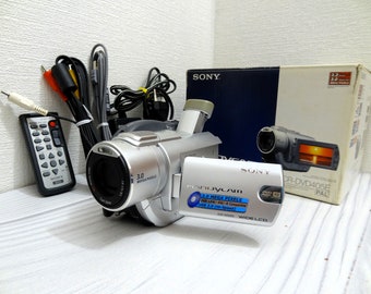 Sony Handycam Mini DVD Digital Video Camcorder DCR-DVD405E Tested - W/BOX