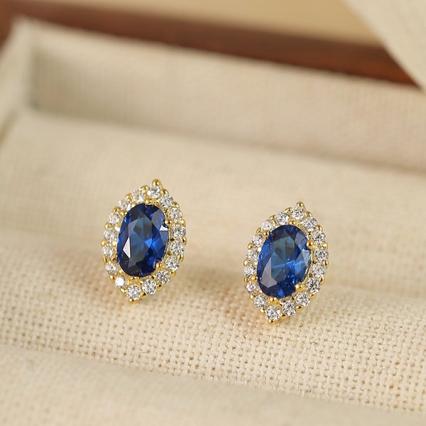 Sapphire Stud Earrings | Gold Silver Dainty Minimalist Druzy 3D Gemstone Earrings | Sold in Pairs | Tiny Small 925 Silver Earring