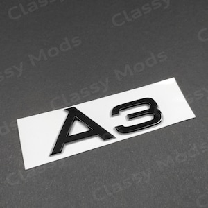 Letras del emblema trasero del Audi A3 en negro brillante