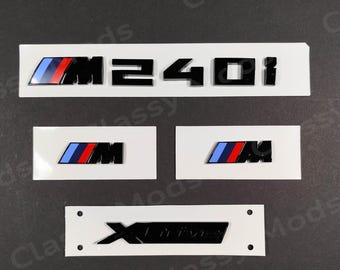 M240i xDrive schwarz glänzende Embleme für BMW M Power Embleme