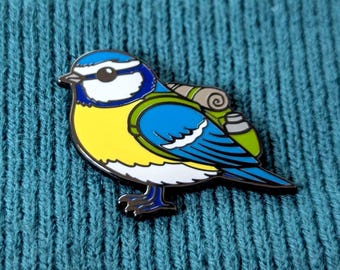Blaumeise Emaille Pin | Britischer Vogel Abzeichen, Vogelbeobachter Geschenk, Tier Brosche