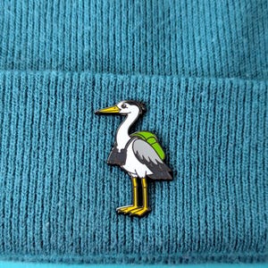 Graureiher-Anstecknadel | Wasservogel-Abzeichen, Geschenk für Vogelbeobachter, Tierbrosche