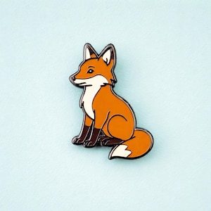 Pin de esmalte de zorro/insignia de animal, broche de vulpes, accesorio de zorrita roja, regalo para amantes de la naturaleza