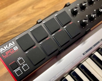 Akai LPD8 mount for Nord Stage keyboard