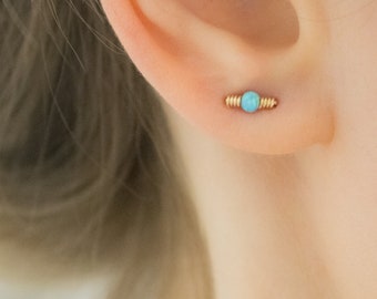 Double Piercing earring, Two Hole Earring, Opal Earring, Double Hole Earring, Multiple Hole Earring Opal, Two Piercing Stud, Two Hole Stud