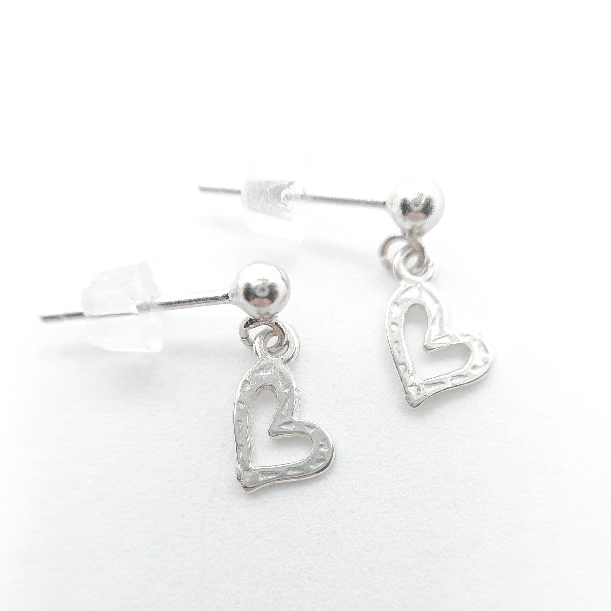 ピアス Mini Melting Heart Earring (Silver) Mini Melting Heart Earring (Silver)