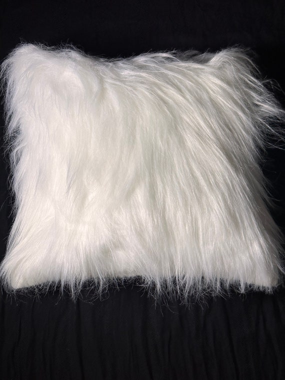 Faux Fur Pillow, Faux Fur, Pillow Cover, Pillow, Throw Pillow Cover, Pillow cover, Pillow case, Plush pillows, Furpillows, Fake fur set of 4