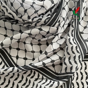 Palestine Scarf Kuffiya Chiffon lightweight Kuffiyeh White/Black