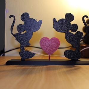 File STL EPS - Decorazione Romantica Topolino e Minni con Cuore | Modello Stampabile 3D