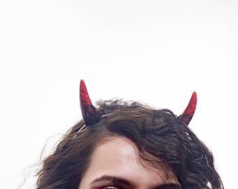Chifres de Diabo Pequenos, Tiara de Chifres de Diabo para o Halloween, Chifres de Diabo Vermelhos, Chifres Realistas para Cosplay de Fantasia