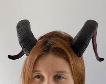 Rogi barana, opaska z rogami, skręcony element na głowę z rogami barana na Halloween lub sesję zdjęciową, realistyczne rogi fantasy cosplay