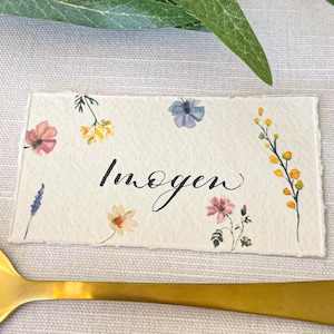 Wildflower Calligraphy Place Cards / Handmade Paper Place Cards / Handmade Cotton Paper / Floral Place Cards / Place Cards