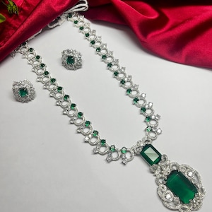 Nita ambani replica virale collana orecchini CZ smeraldo verde gioielli diamante look set imitazione AD gioielli da sposa indiani regalo di nozze lei