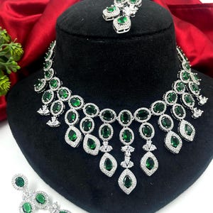 CZ Grün Diamant Halskette Ohrringe Set American Diamond Schmuck CZ Zircon Indian Nachahmung Modegeschenk für ihre Hochzeit Nachahmungen Juwelen