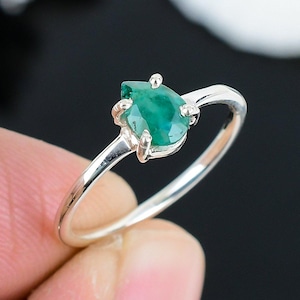 Emerald cut Emerald Ring, raw Natural Emerald Engagement ring, Emerald Ring, Real Vintage Emerald Cut Ring, Naturel Emerald Engagement Ring