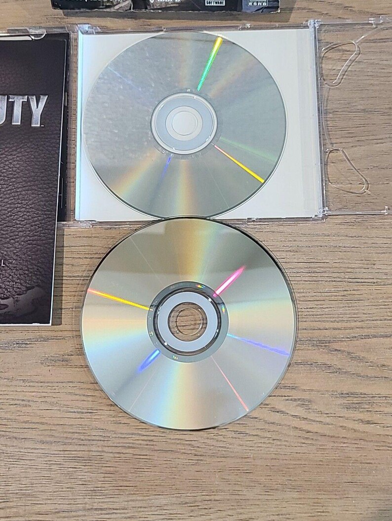 2003 Call of Duty PC CD-ROM Game of the Year Edition Activision - Complete afbeelding 6