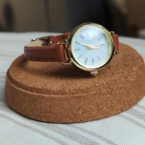 Vintage brown women's watch - Roman numerals - Birthday/Christmas gifts
