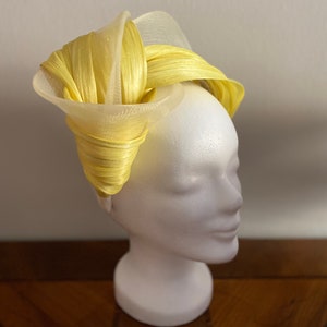 BANANA Seidenknoten Fascinator Headpiece Turban Haarband Seide Abaca Stirnband Weihnachten Hochzeit Party Royal Ascot Hut Wedding Bild 4