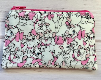Monedero pequeño con cremallera hecho a mano - Estuche con cremallera - Rosa Aristogatos, Marie la gata