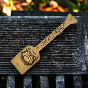 Custom Laser Engraved 18&quot; Wood Grill Scraper - Them Dawgs