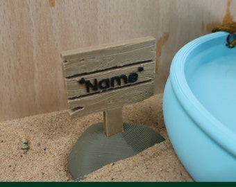 Wooden Personalised Name Sign, Reptile Decoration, Vivarium Accessory Gift, Ornament for reptile lover, Gecko, Jumping Spider, Frog